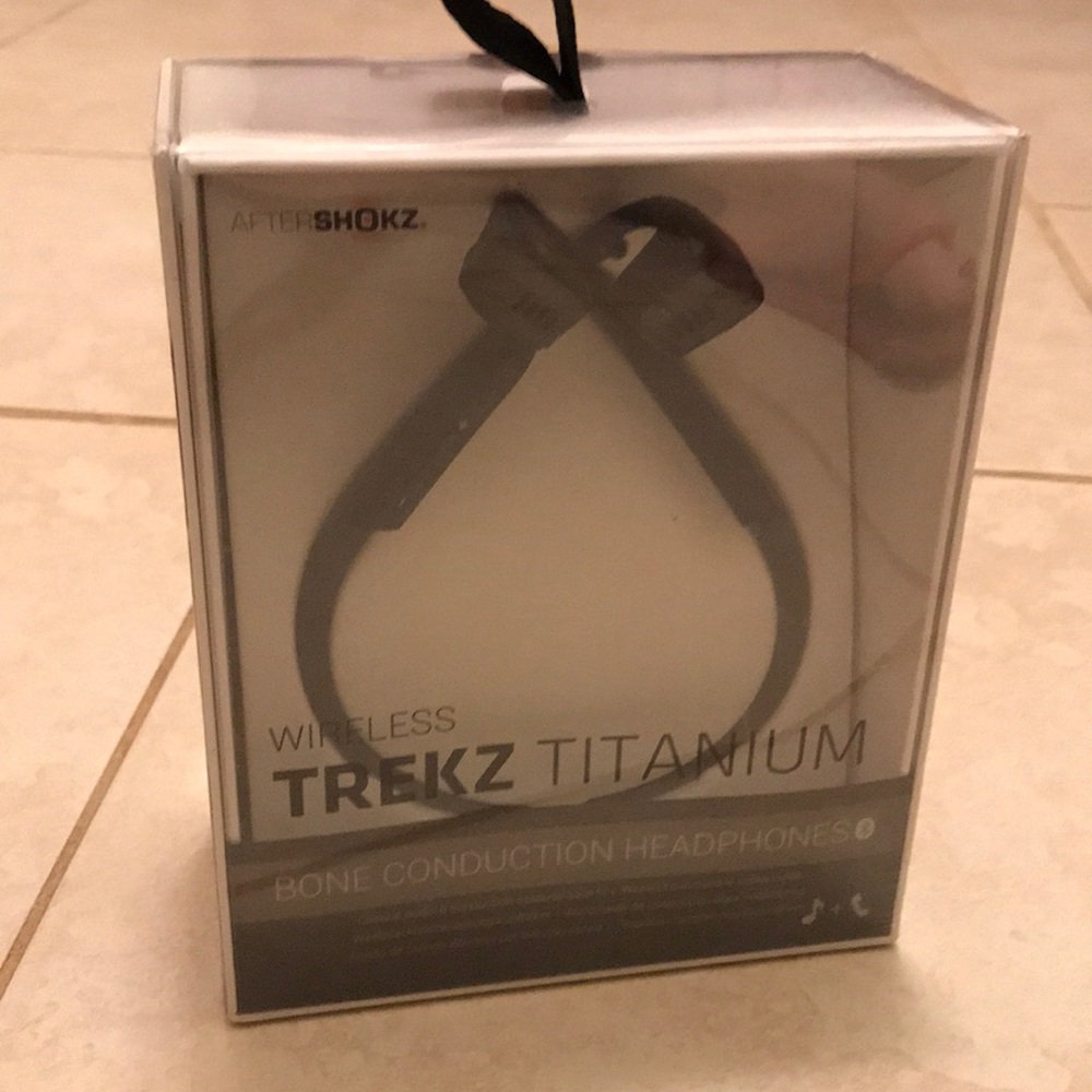 Trekz Titanium bone conduction headphones
